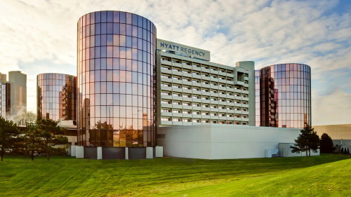 Hyatt-Regency-OHare-P206-Exterior.16x9 Hyatt-Regency-OHare-P206-Exterior.16x9